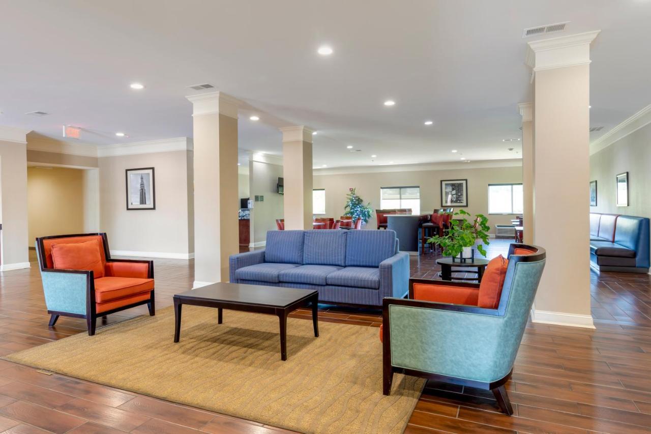 Comfort Inn Near University Huntsville Buitenkant foto