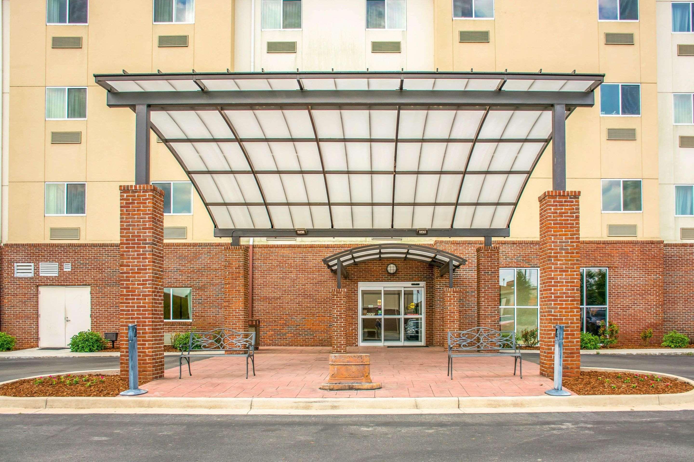 Comfort Inn Near University Huntsville Buitenkant foto