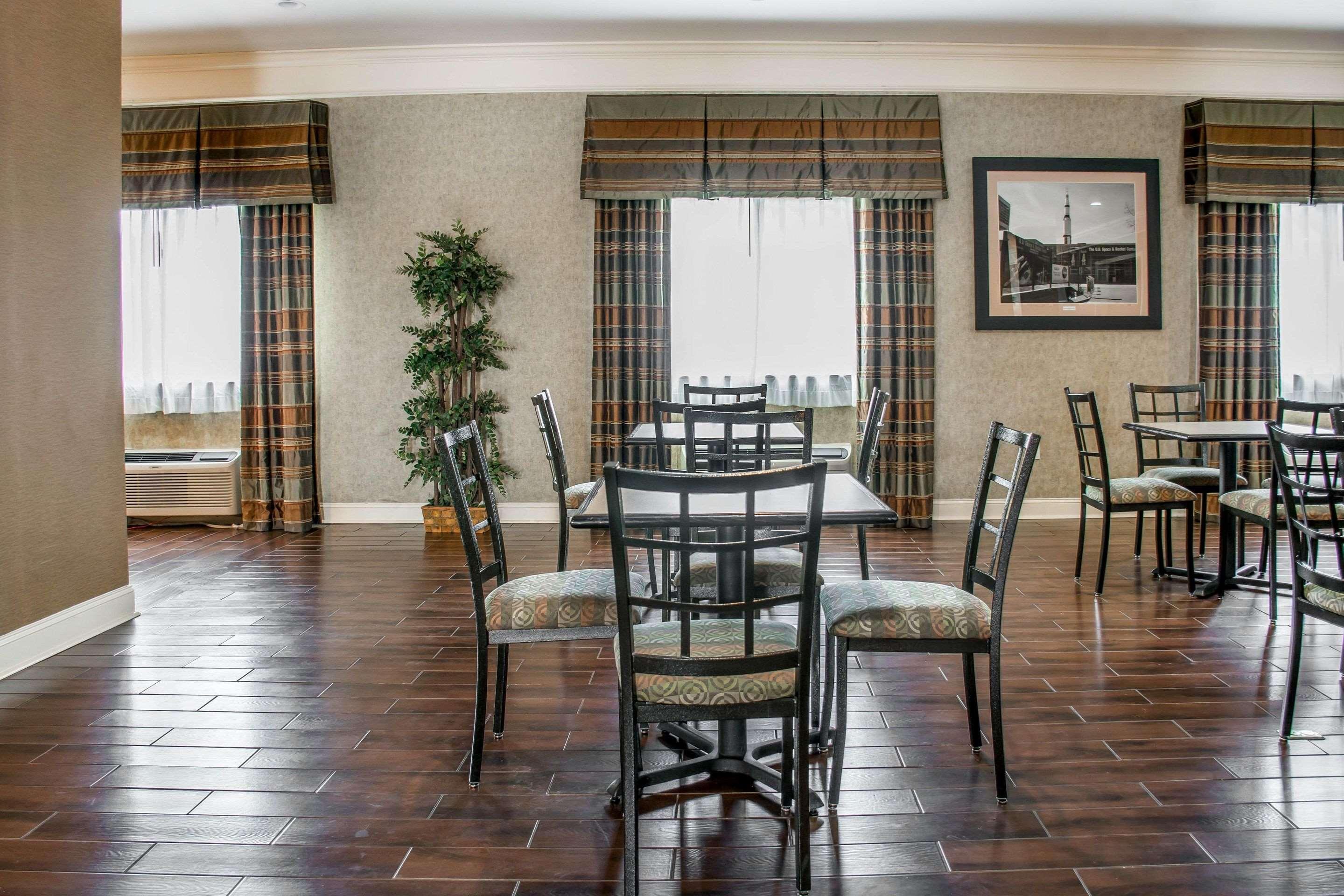 Comfort Inn Near University Huntsville Buitenkant foto
