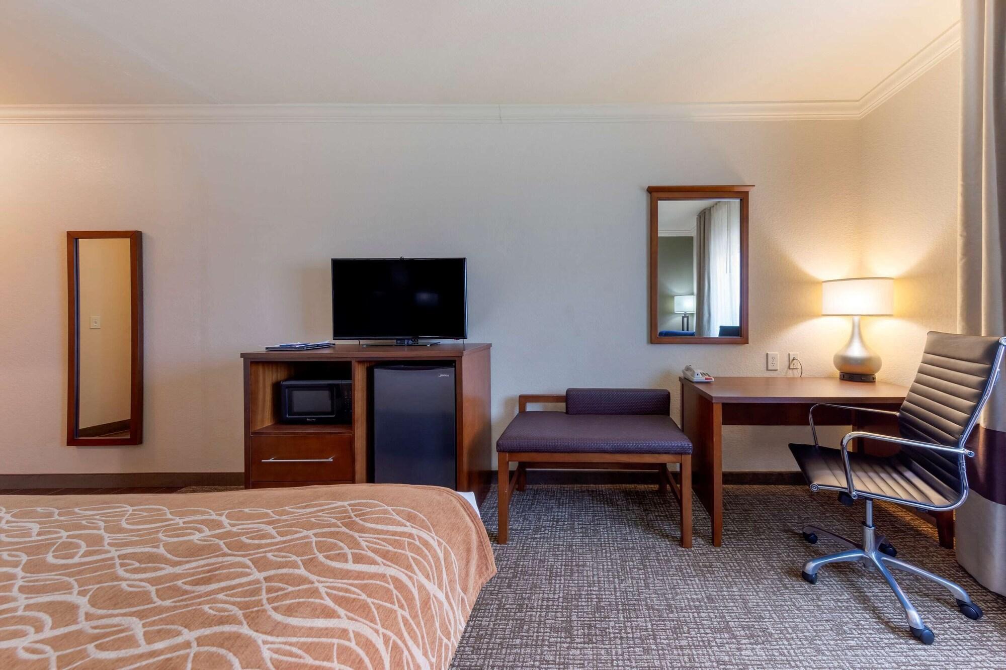 Comfort Inn Near University Huntsville Buitenkant foto